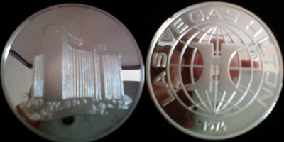 Silver Medallion Award, Las Vegas Hilton Token Image (sSMAlvnv-001-S4)
